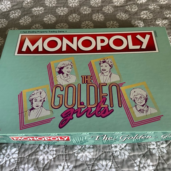 Monopoly - Golden Girls Edition - Picture 3 of 13
